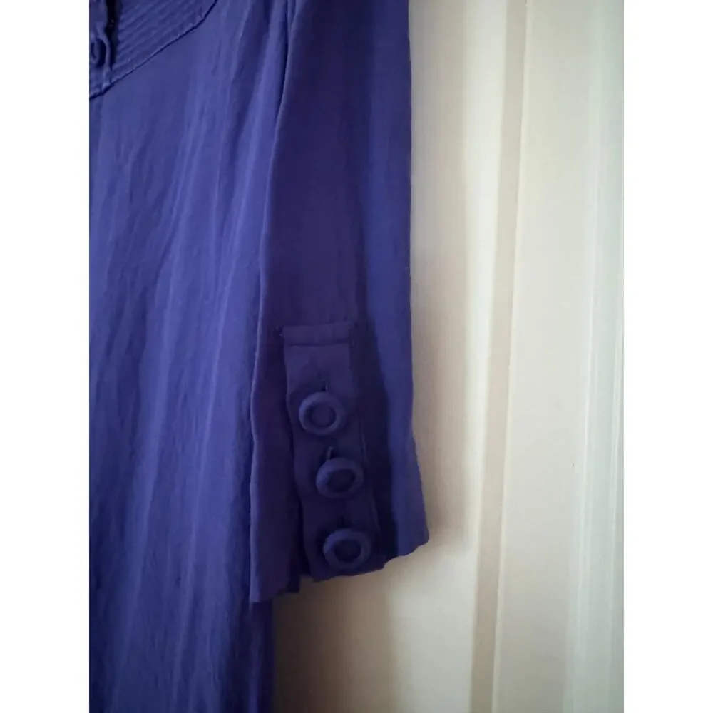 Banana Republic trendy hue